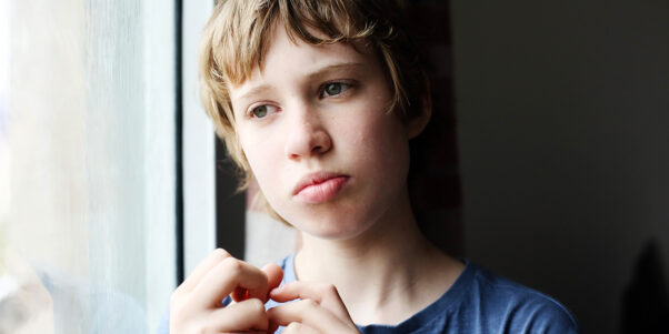 un jeune autiste.